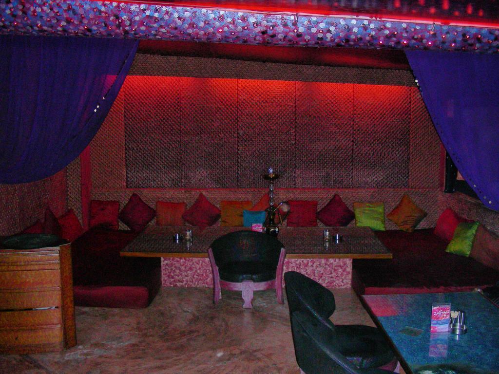 Hotel New Bengal Bombay Restaurante foto