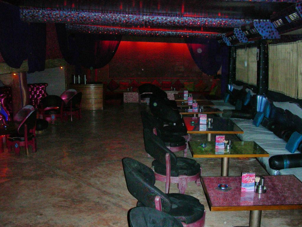Hotel New Bengal Bombay Restaurante foto